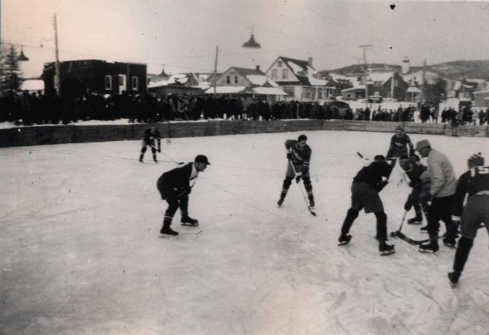 Patinoire rue Industriel (rue St-Donat) hockey